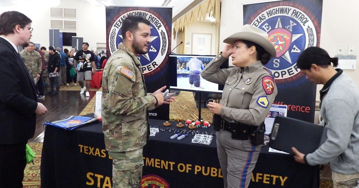  Thousands attend Fort Cavazos career fair 