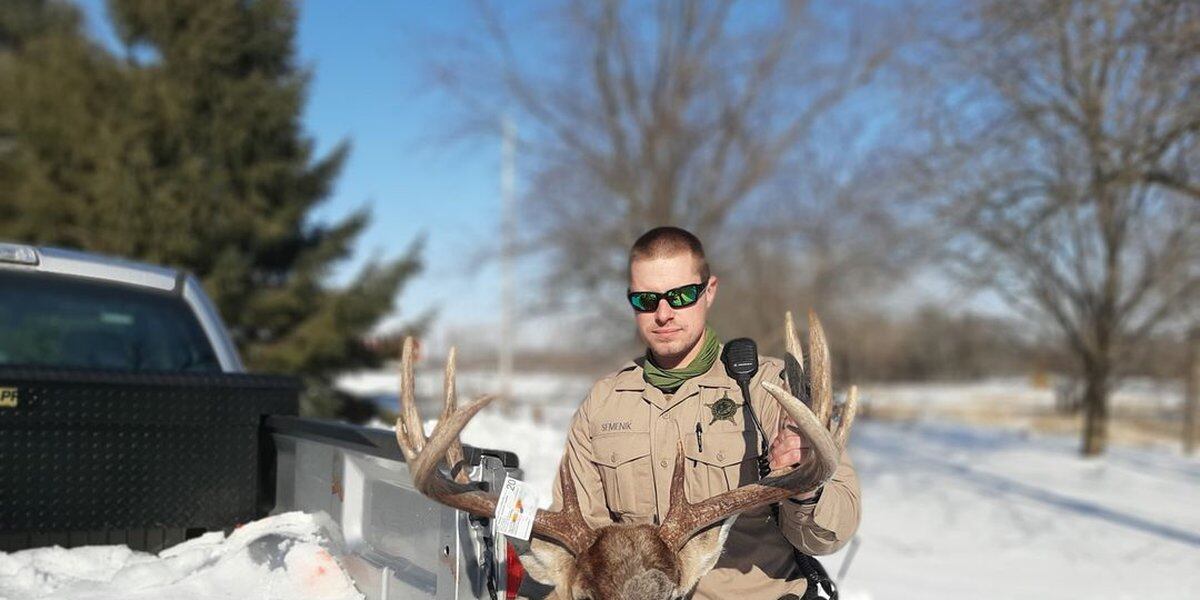  Hunter cited $10k, charged over illegally harvested 12-point buck in Illinois 