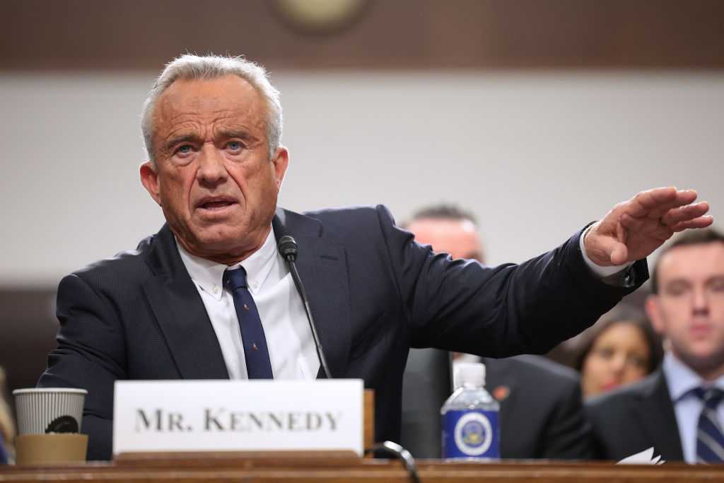  LIVE: RFK Jr. rejects 'anti-vaccine' label at confirmation hearing 