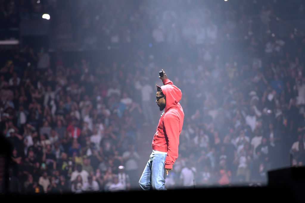  Will Kendrick Lamar's Super Bowl performance impact his attendance the Grammys? 