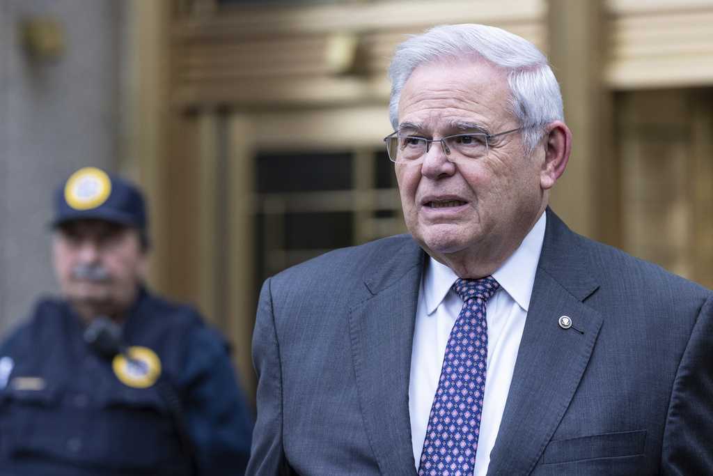  Former Sen. Bob Menendez sentenced for bribery conviction 