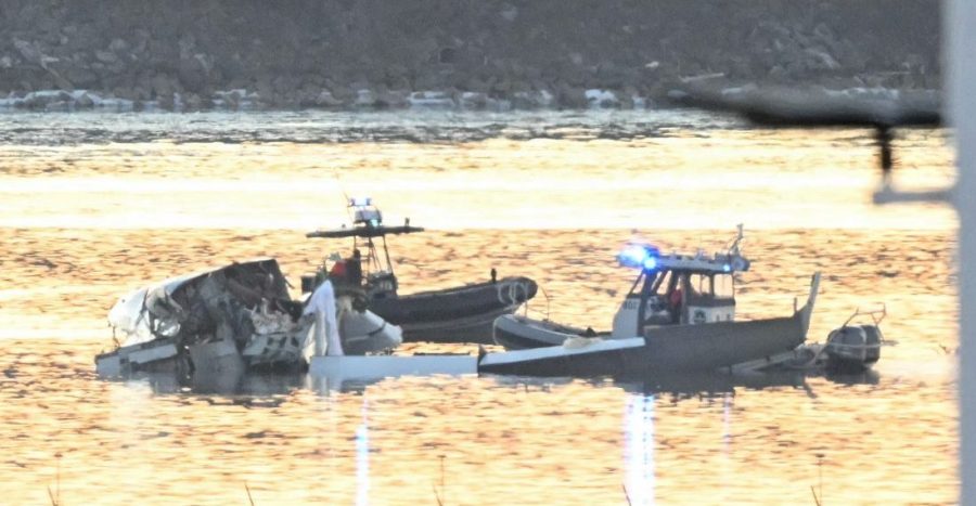  LIVE: All aboard American Airlines jet feared dead after collision with Army helicopter 