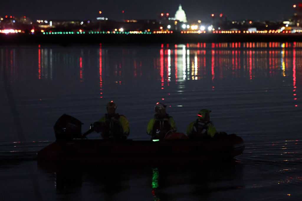  U.S. Figure Skating members among those on American Airlines Flight 5342 