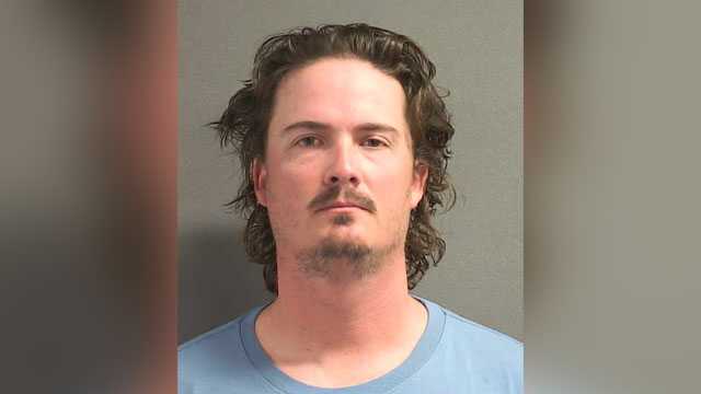  Former Volusia County teacher arrested, accused of sexual relationship with 18-year-old student 