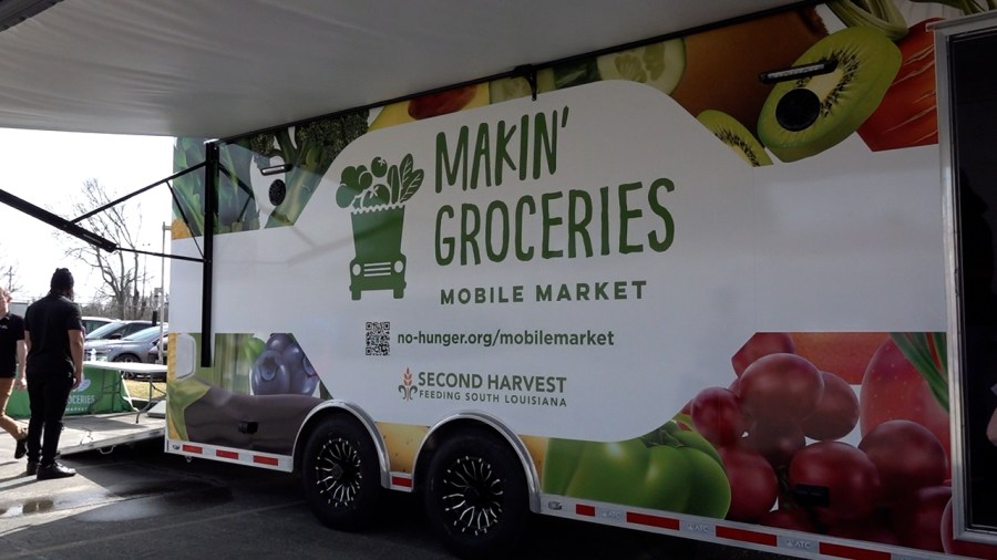  Second Harvest’s new mobile market makes Jefferson Parish debut 