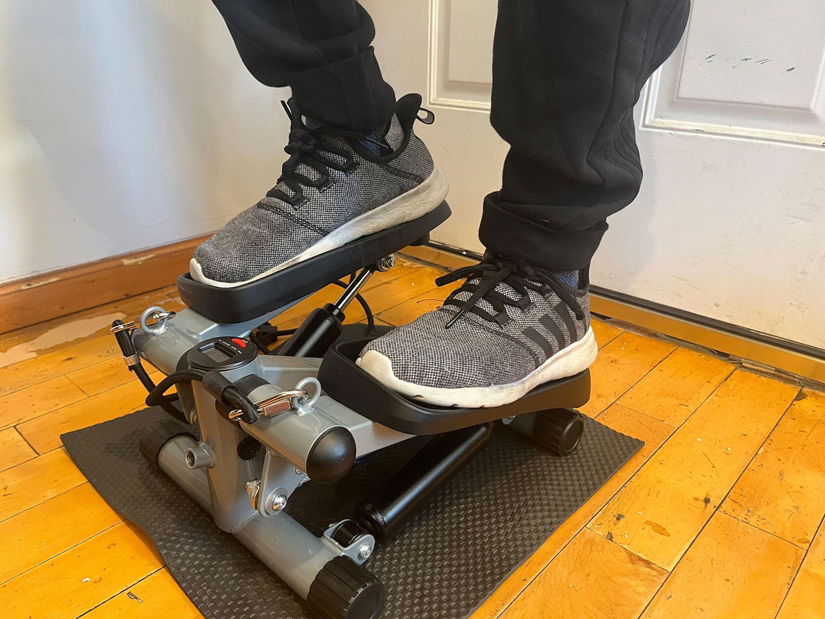  Can the viral mini steppers help you reach your cardio goals? What experts are saying 