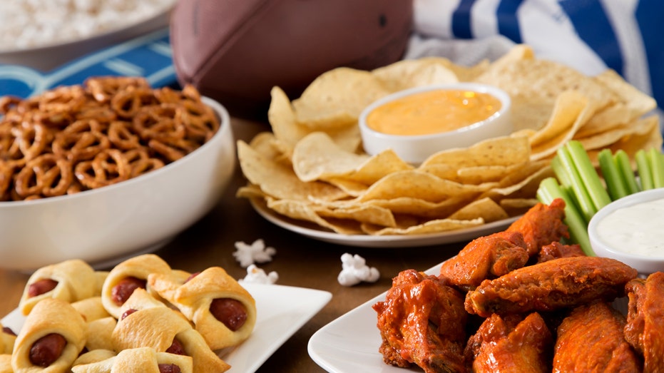  Tips and tricks for hosting an epic Super Bowl party 