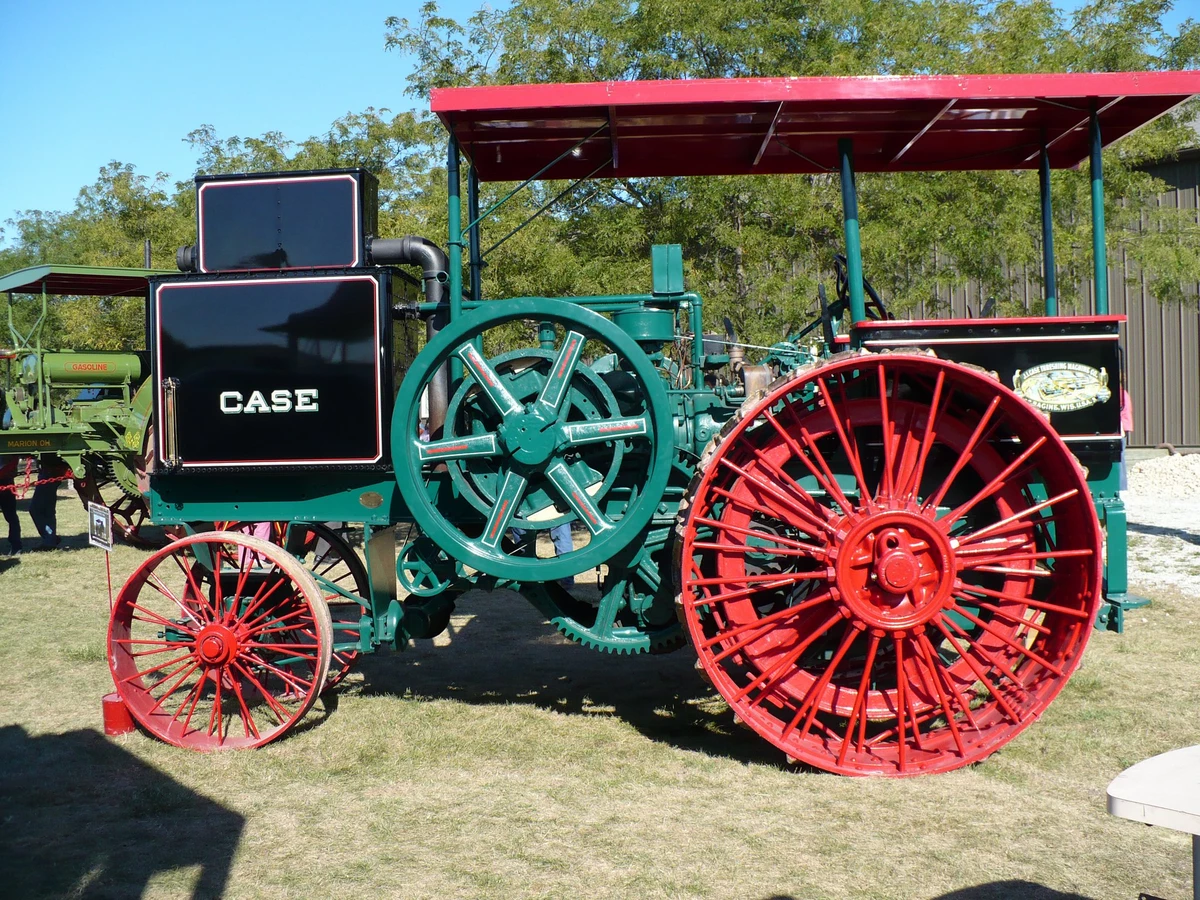  Rare, Antique Illinois Tractor Goes For World Record Price 