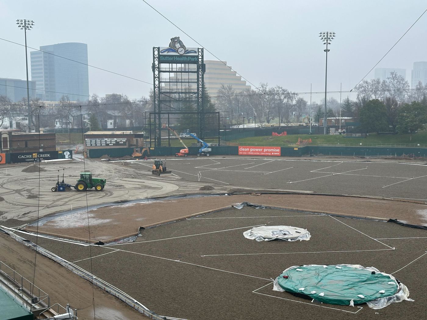  SF Giants, Sacramento fans try to make sense of A’s stadium juggle as Manfred lauds ballpark progress 