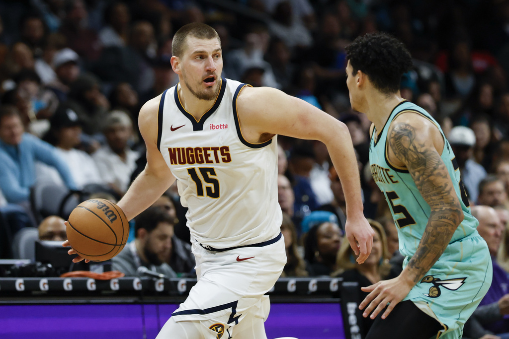  Jokic has 28 points, 17 assists and 13 rebounds to lead the Nuggets past the Hornets, 107-104 