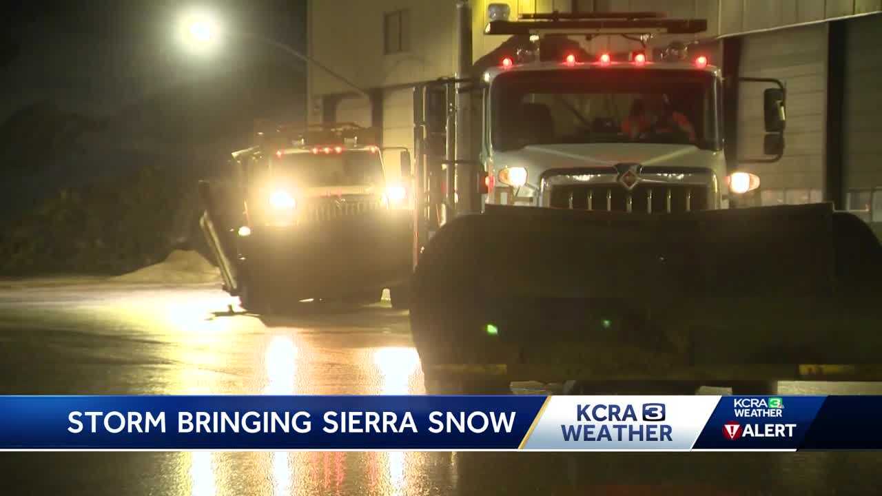  Caltrans crews prepare for snow in the Sierra 