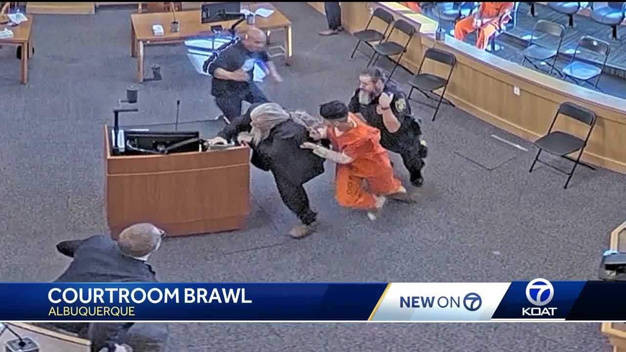  Courtroom brawl: Murder suspect attacked by victim's family in New Mexico 