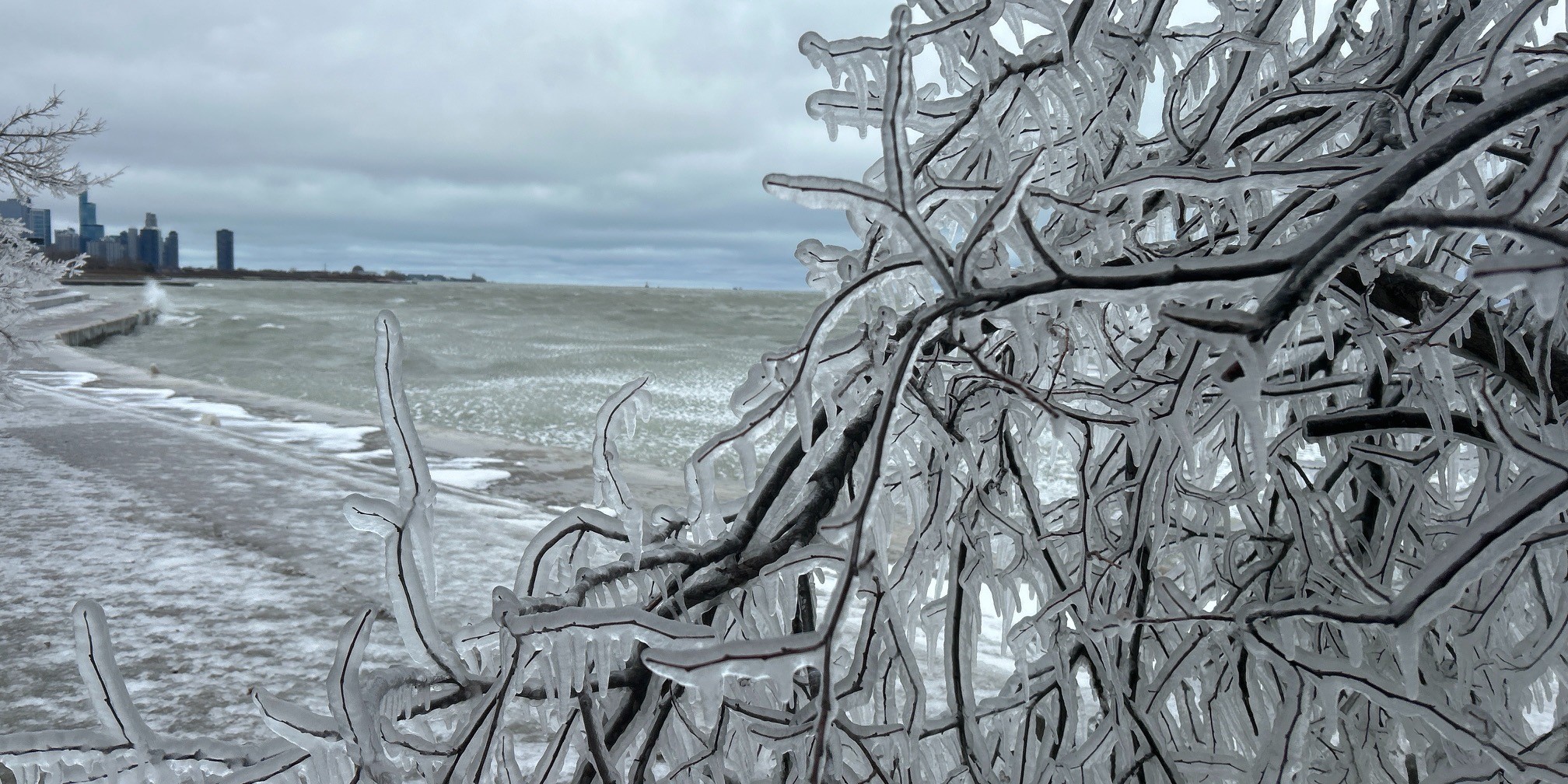  Could an ice storm be headed for Chicago area and Illinois? What to expect with ‘significant' system 