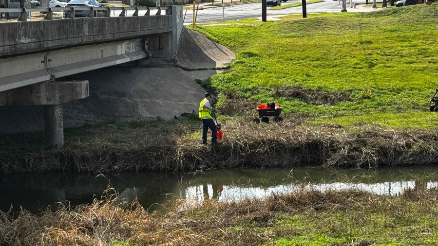  City closes homeless encampments off East Riverside, relocates 28 people into shelters 