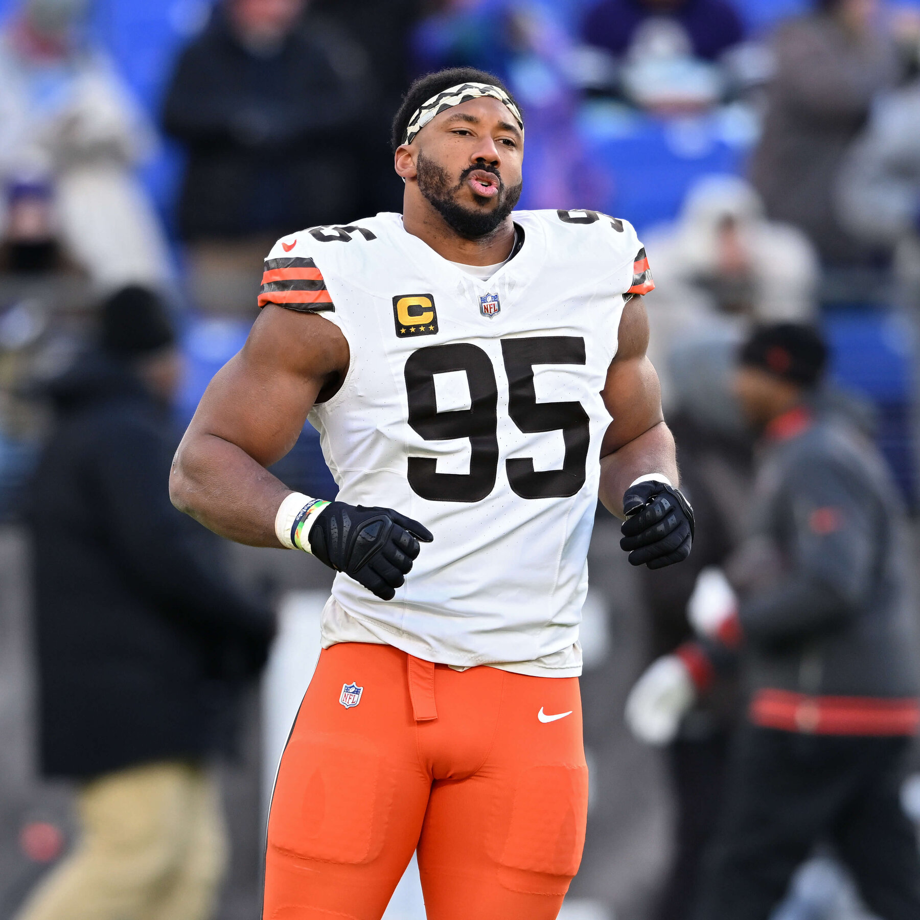  10 N.F.L. Teams That Could Trade for Myles Garrett 