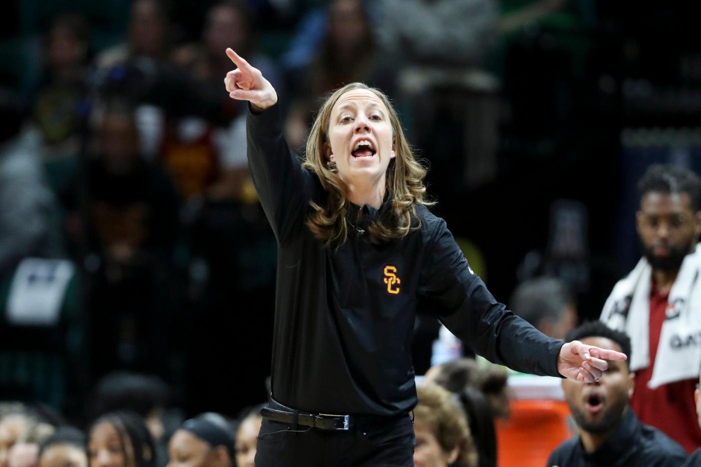  Best of the West WBB power rankings: UCLA on top while USC remains No. 2 despite loss at Iowa 