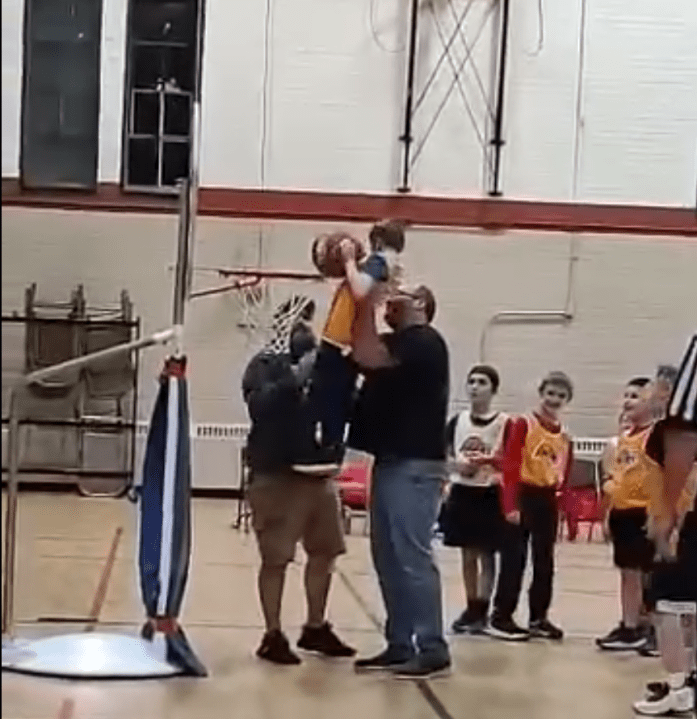  'This is what sports are all about:' Watch special moment on Oneida basketball court 