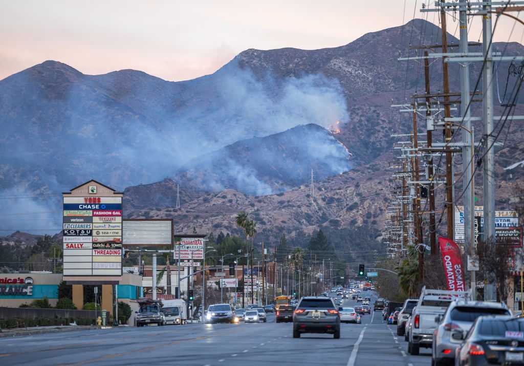  California utility admits possible role in Los Angeles wildfire 