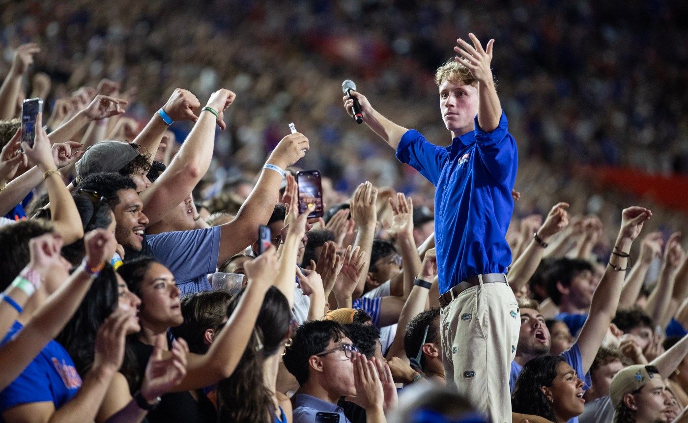  GATORS PODCAST: UF inks No. 8 class, Billy Napier doubles down on play-calling duties (Ep. 268) 