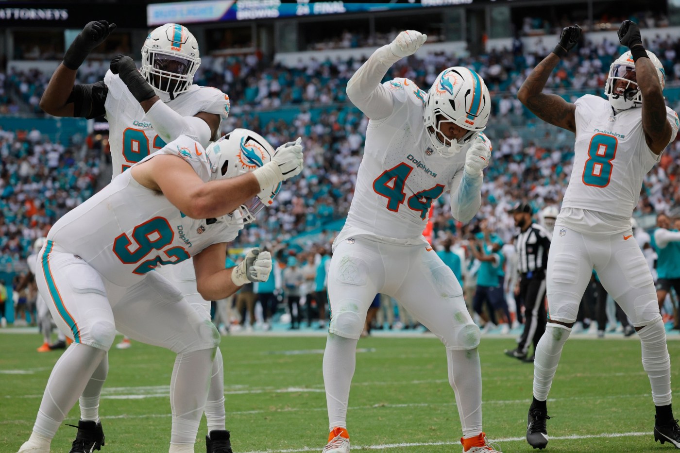  Dolphins’ Chop Robinson talks rookie experience, Anthony Weaver and, of course, his chop celebration 