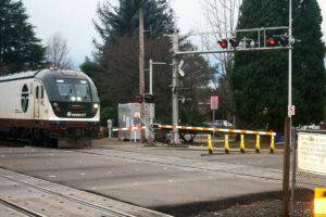  Pedestrian, 38, dies in Kent collision with Amtrak train 