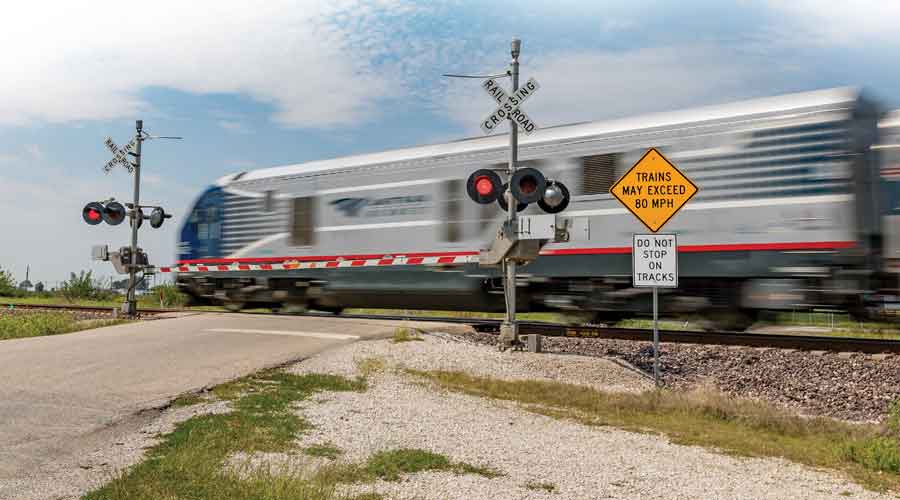   
																Illinois panel OKs funding for 1,400 grade crossing improvements. For Railroad Career Professionals 
															 