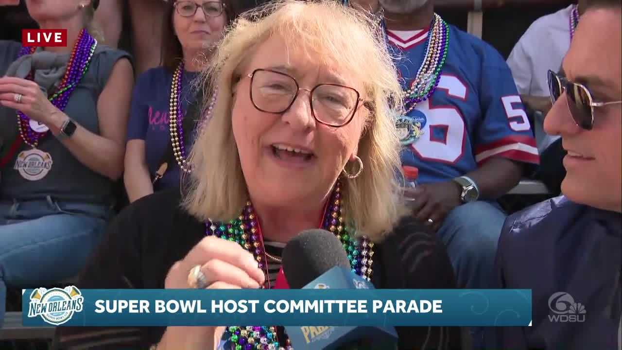  'Mama Kelce' attends New Orleans Super Bowl Host Committee Parade, dishes on who she's rooting for this year 