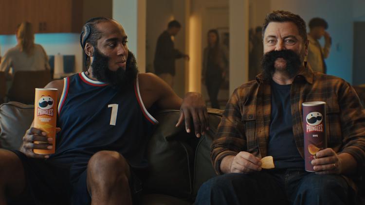  Super Bowl commercials rely on comedy and nostalgia to avoid potential missteps 