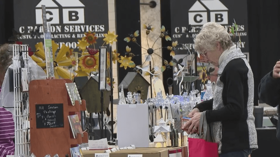  Homeowners get look at newest building trends at Home and Garden Show 