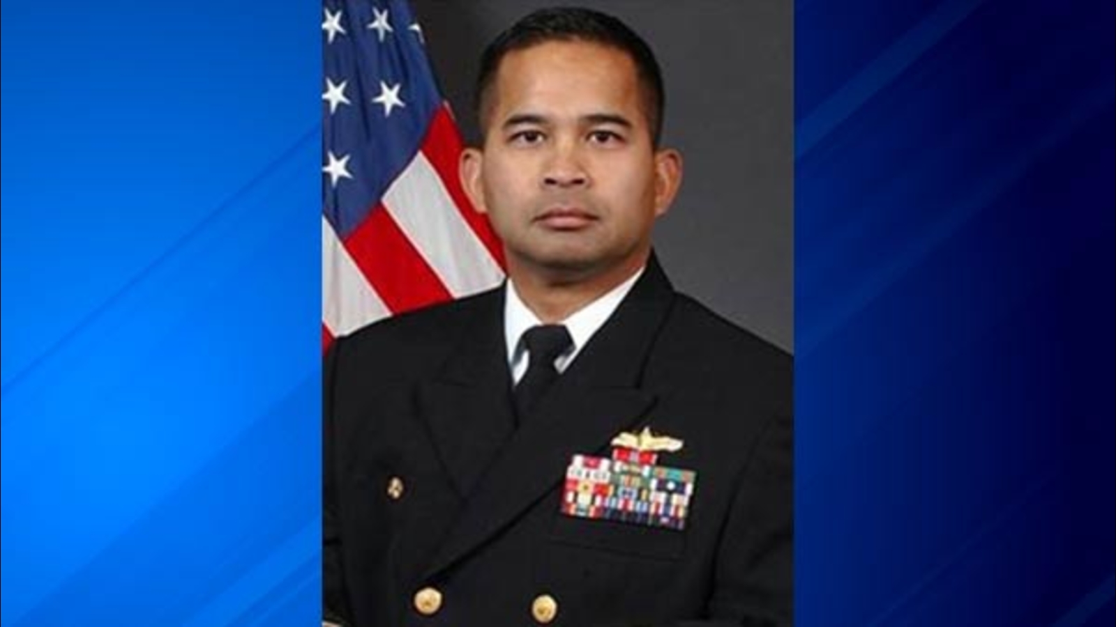  Navy officer from Illinois gets stiff sentence in corruption case 