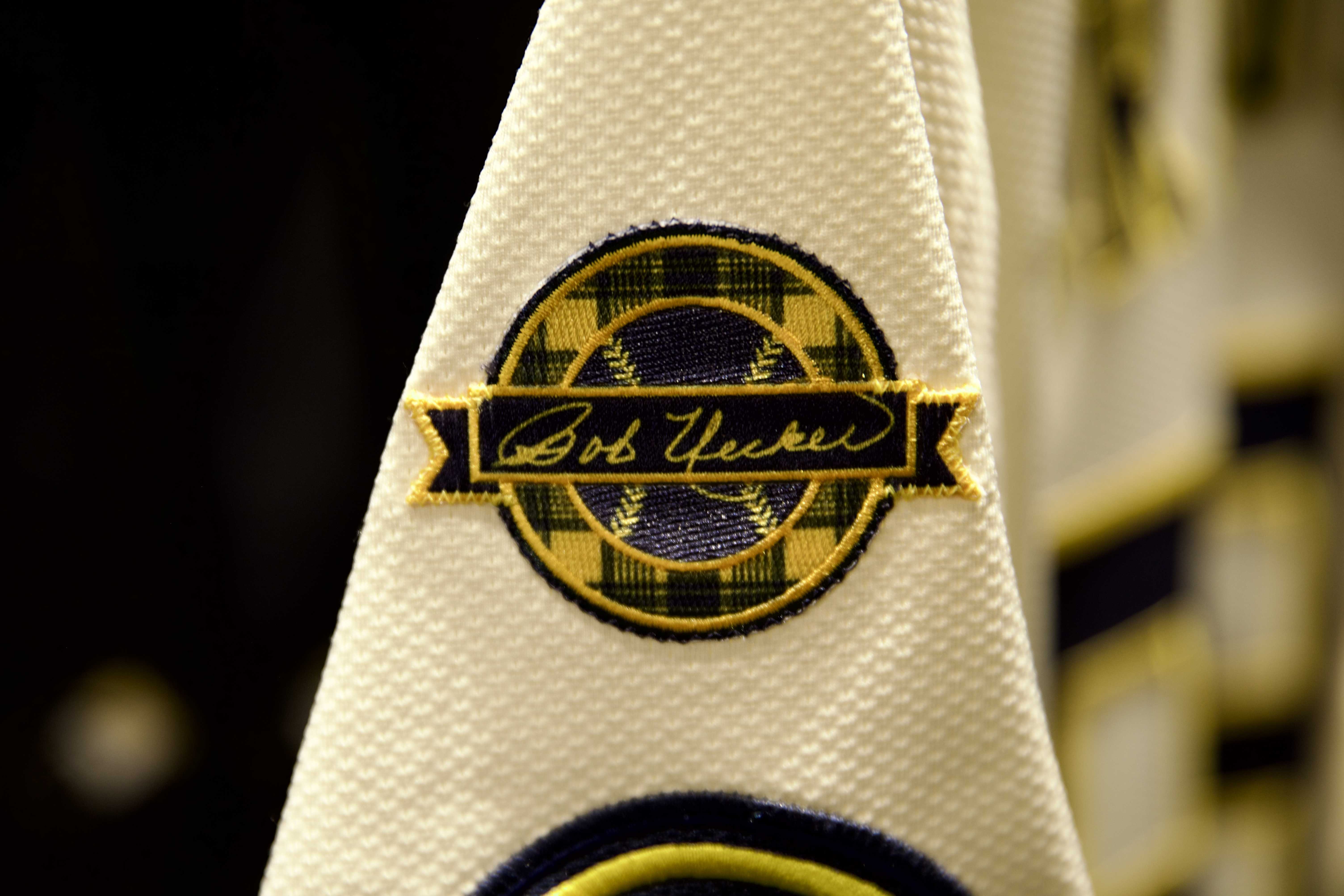  Brewers unveil jersey patch honoring late broadcaster Bob Uecker 