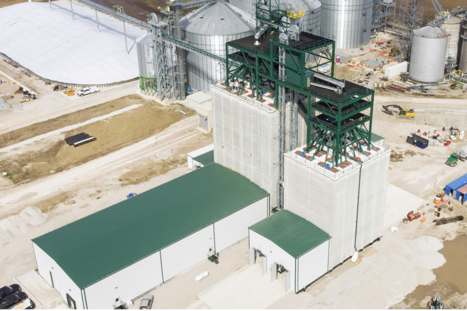  The Equity marks opening of new Illinois feed mill 