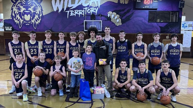  Kellogg High School basketball team raises money for cancer fight 