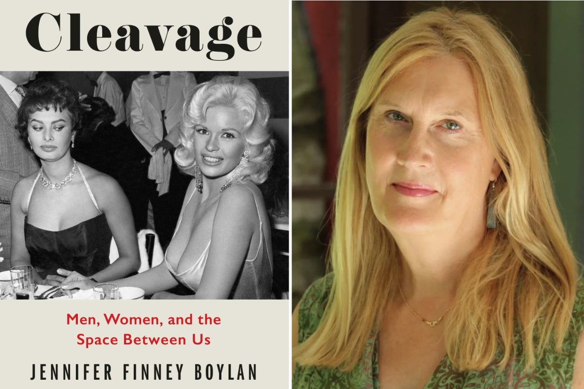  Jennifer Finney Boylan on her memoir ‘Cleavage’ 