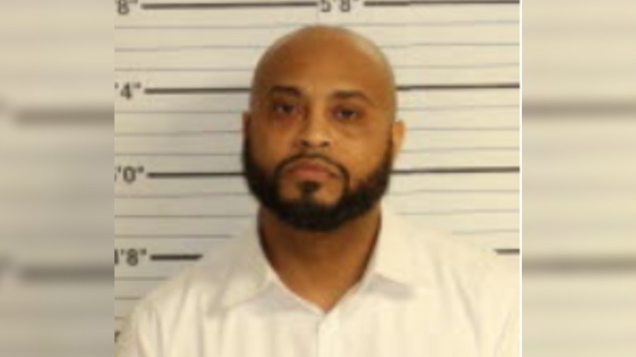  White Station Middle School assistant principal accused of rape 