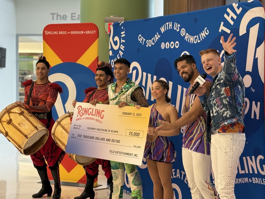  A Day at the Circus: Children at Arthur M. Blank Hospital get fun visit from Ringling Bros. and $5,000 donation 