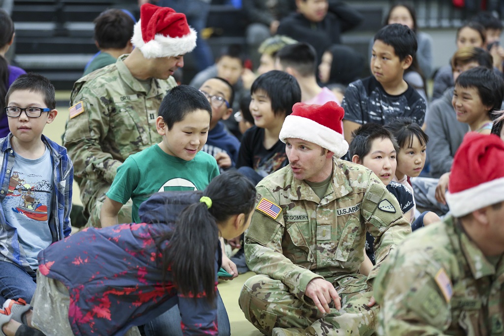  Guardsmen Do Double Duty as Santa’s Helpers 