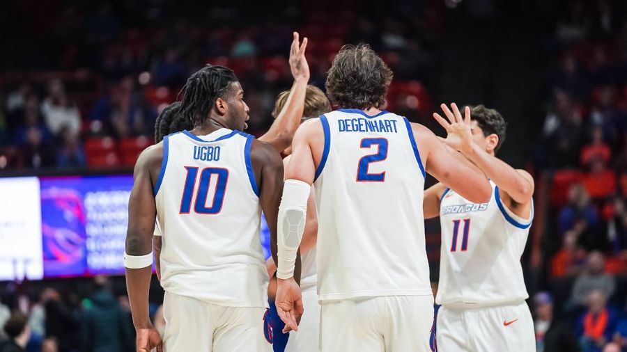   
																TV dispute could prevent some Boise State fans from watching two big hoops games 
															 