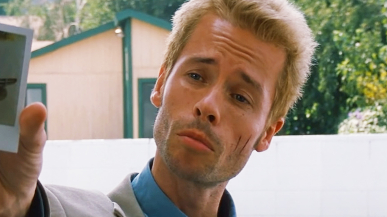   
																Christopher Nolan's Insomnia Was Never Meant To Be A 'Follow-Up' To Memento 
															 