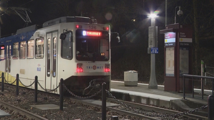  Portland Fire & Rescue: Man dead after being hit by MAX train near Delta Park station 