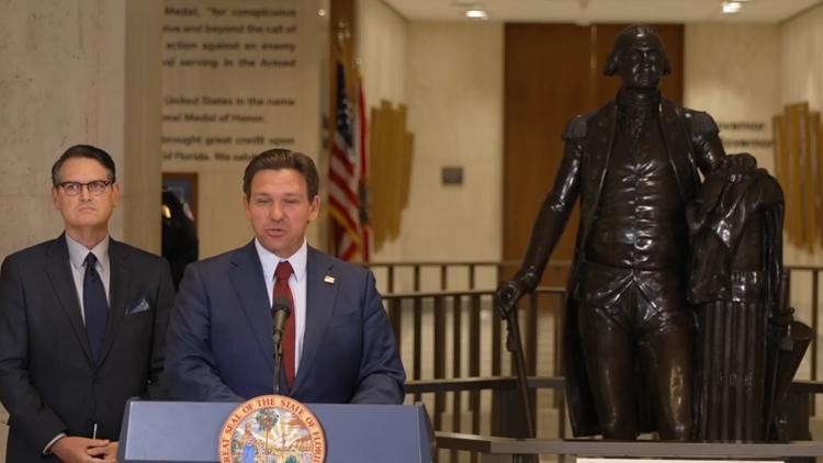  DeSantis unveils George Washington statue at Florida Capitol 