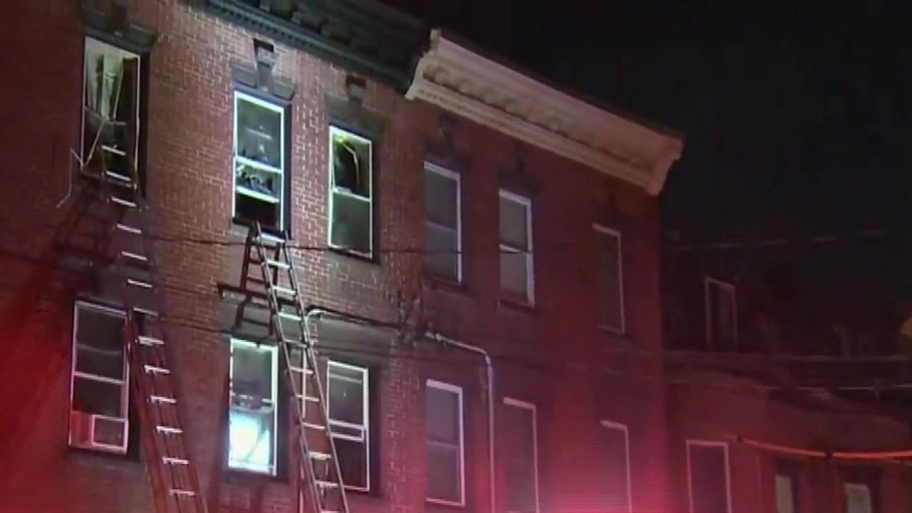  Fire in East Boston multifamily home forces out 33 