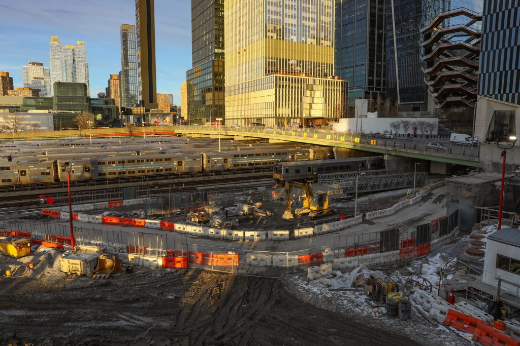  Gateway Project Tunnel Connecting NY and NJ Moves Forward as MTA Vet Takes the Helm 