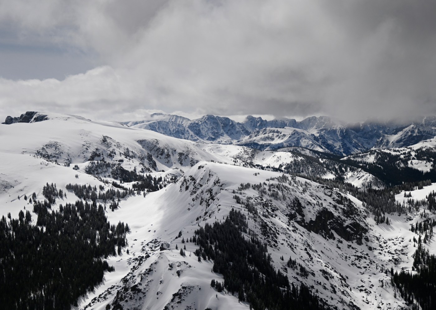  Snowboarder is 4th person killed in an avalanche in US West this week 