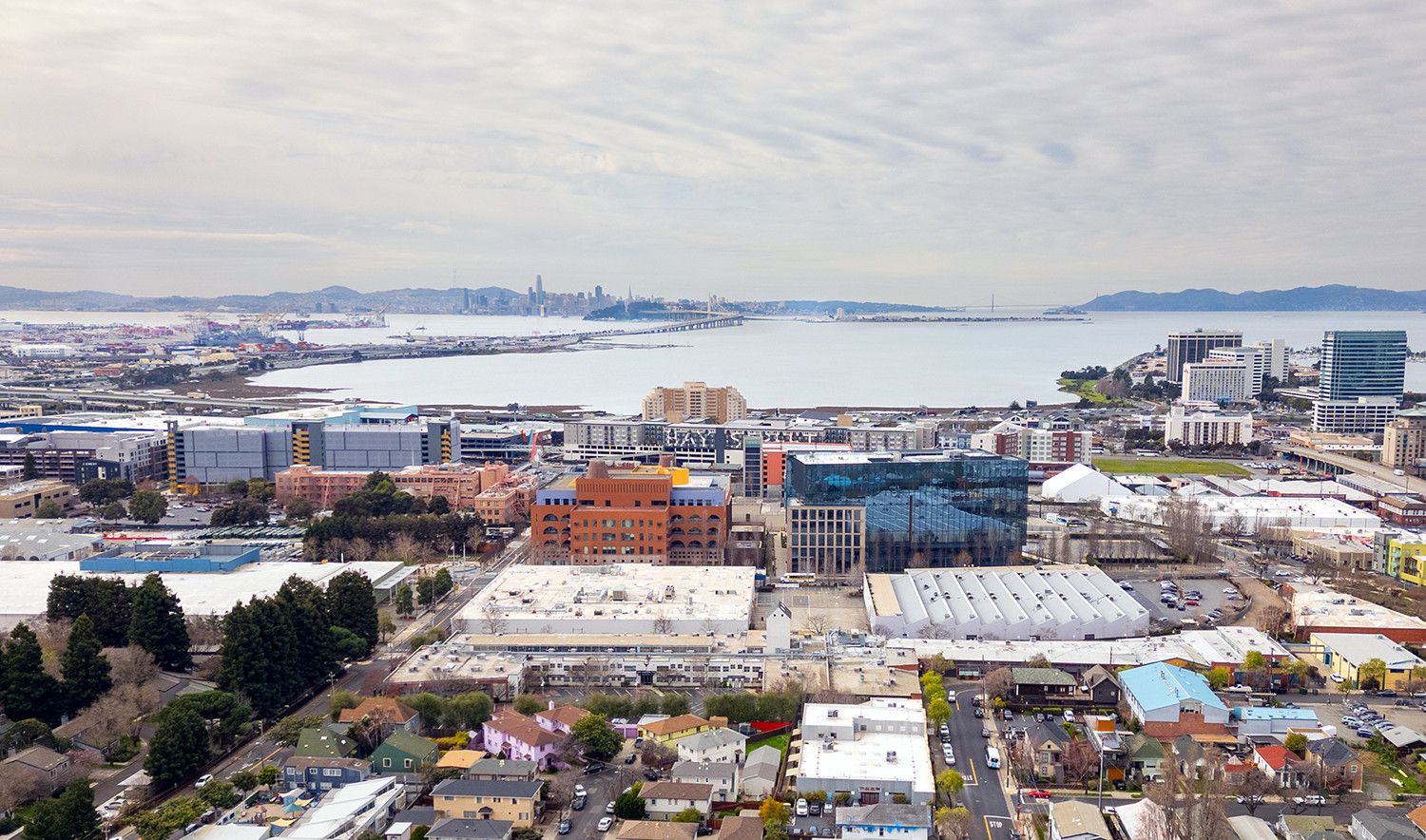  Sutter Health Announces a New Billion-Dollar Medical Center In the Middle of Emeryville 