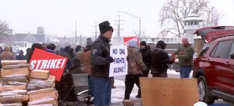  The Auburn community stands behind correction officers on strike 