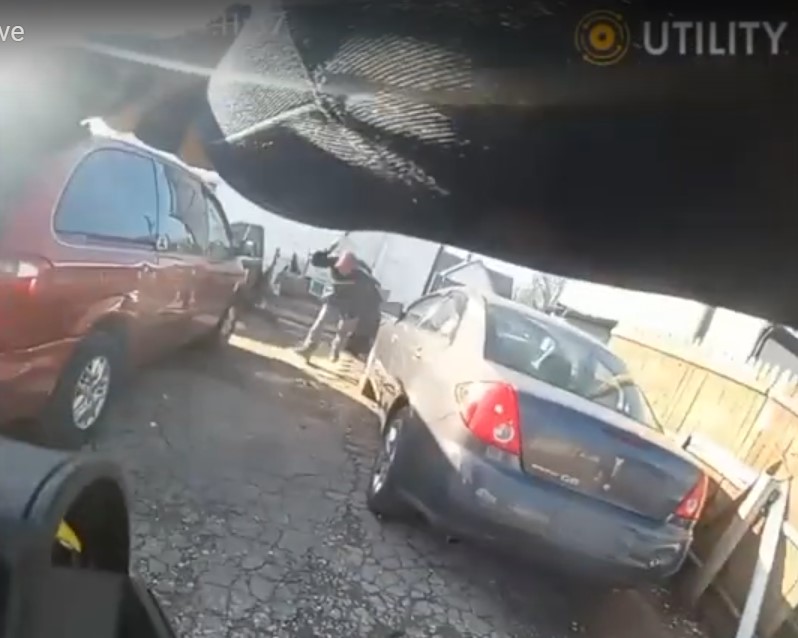  Bodycam shows man ambush IMPD officers while dual wielding machete, gun 