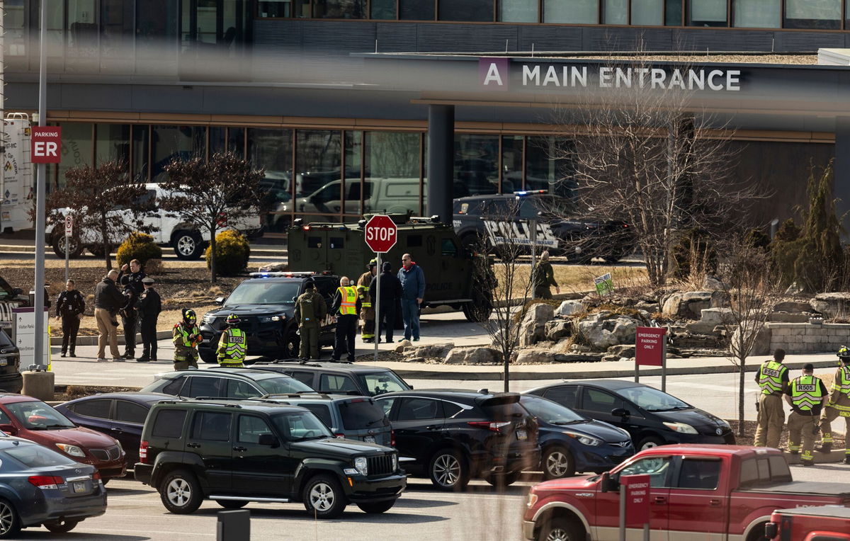  Police officer killed, 5 others wounded after gunman holds Pennsylvania hospital staff hostage and opens fire, officials say 