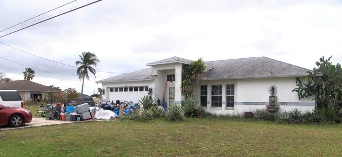  Community comes together to help older homeowner clean up property 