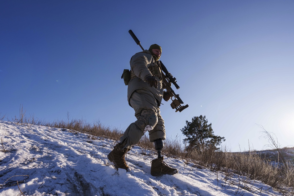  Wounded, recovered and back to war. Ukrainian soldiers are returning to battle after amputation 